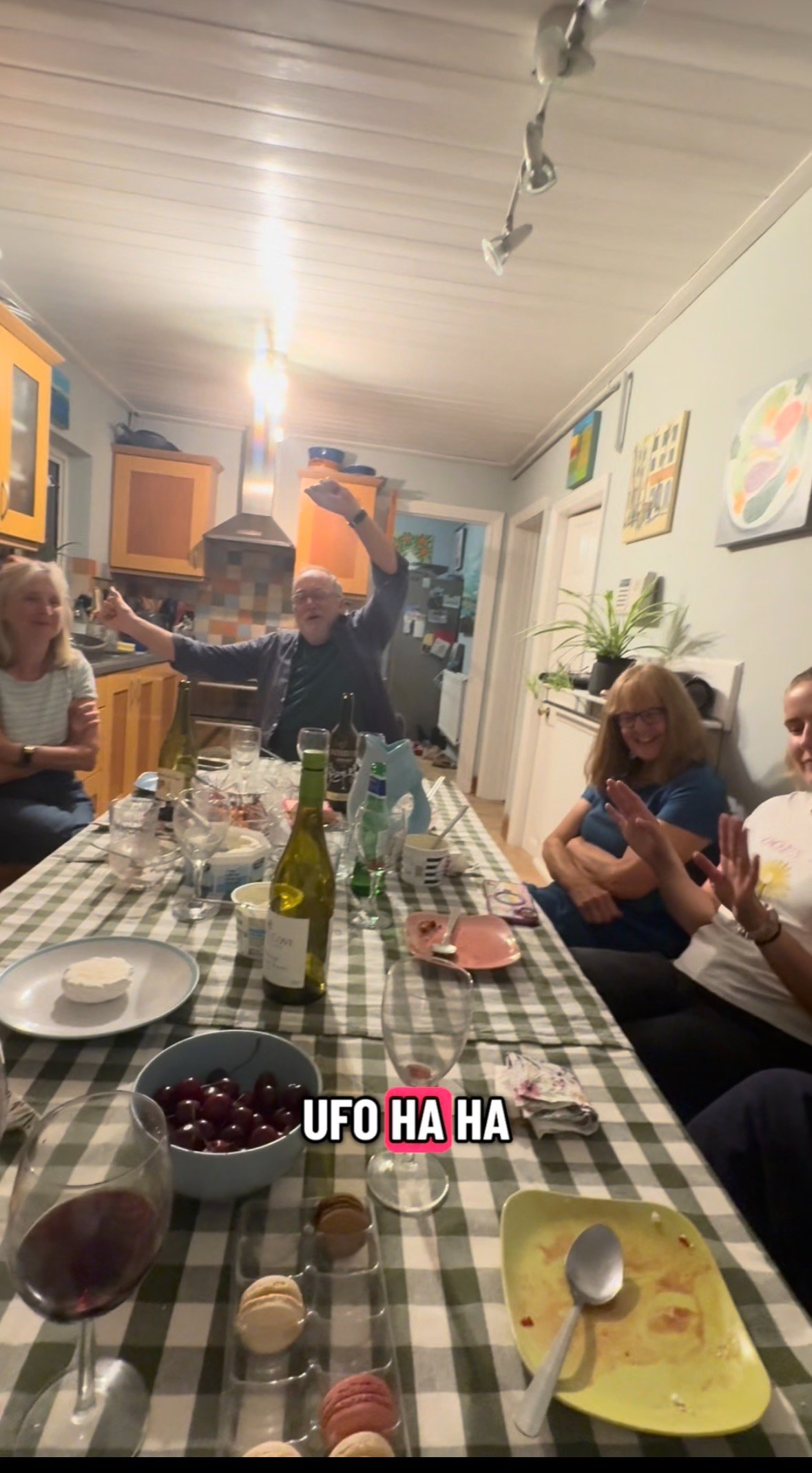 Record Ollie's First EP (including KEVIN SAW A UFO!) campaign photo, 4 of 6