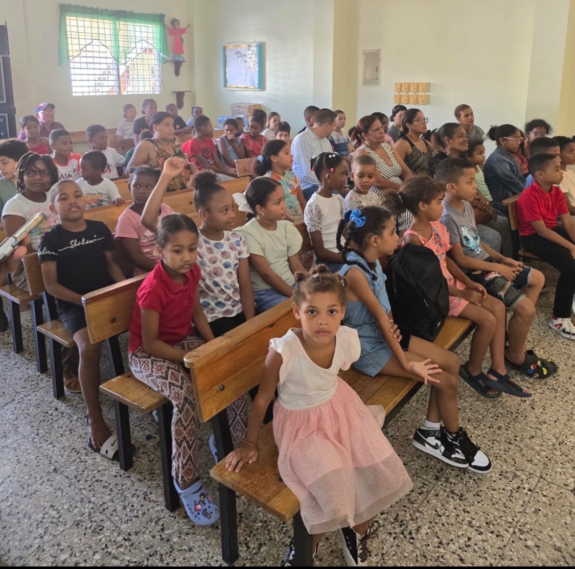 A free Music and Arts school for Dominican children in need. campaign photo, 4 of 7