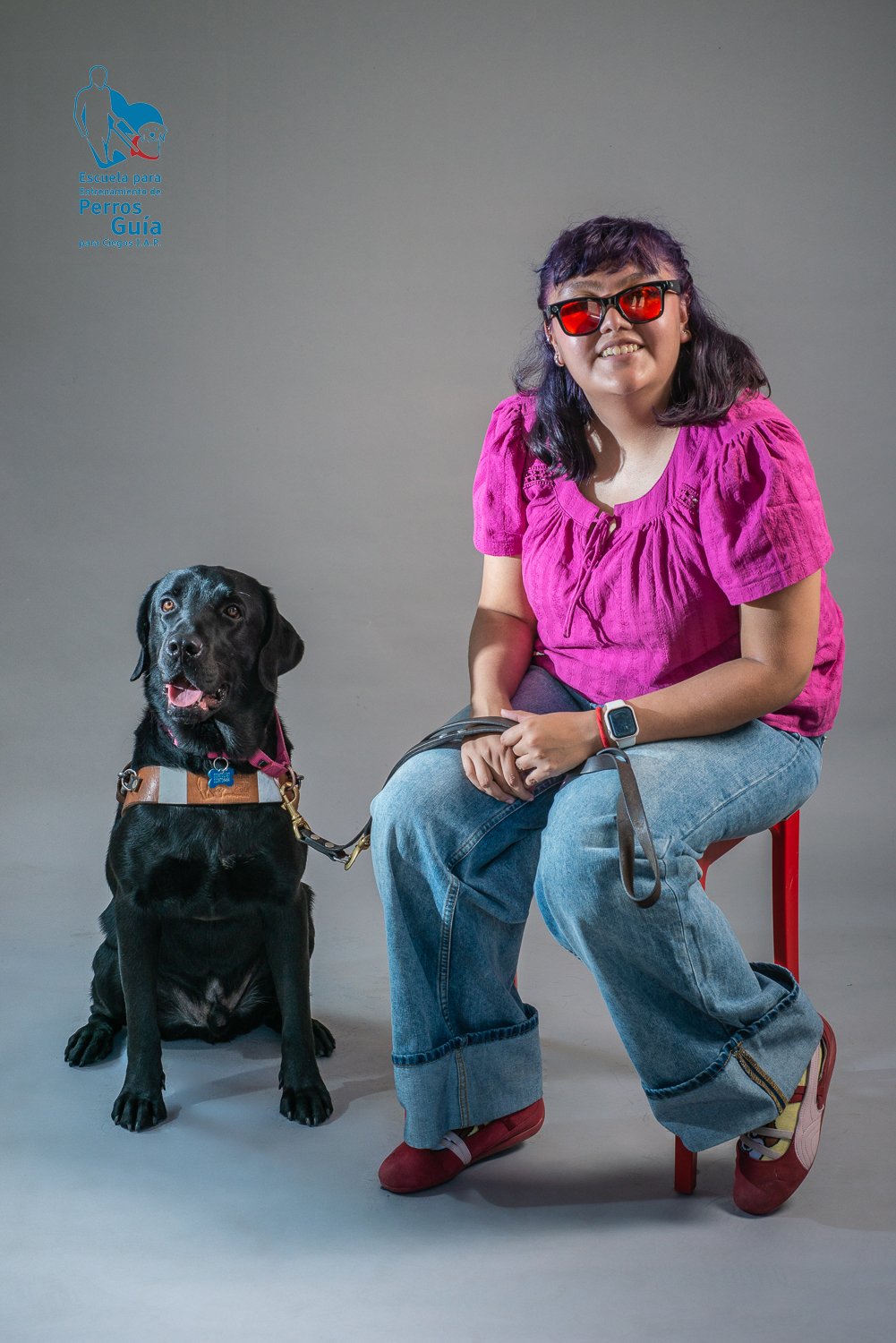 Apadrina a SHADOW en su trabajo como perro guía campaign photo, 2 of 7
