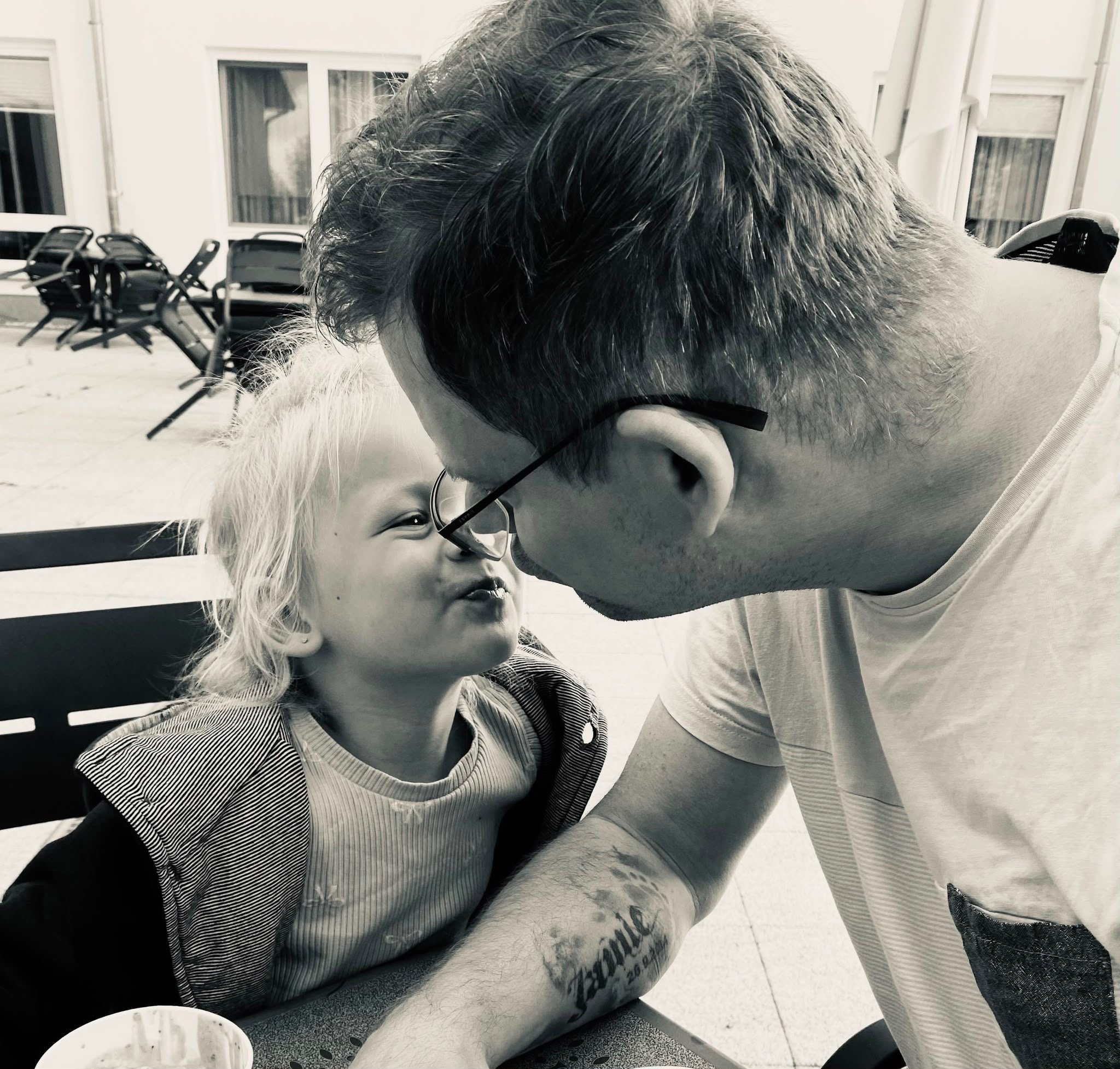 Helft Marko - und seiner Familie campaign photo, 4 of 5
