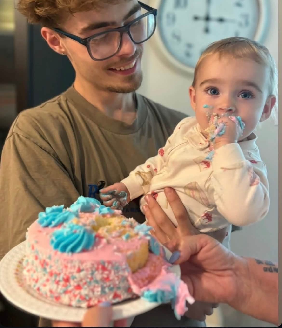 Keegan TerMolen supporting his family & Oakley Anne's Future campaign photo, 6 of 9