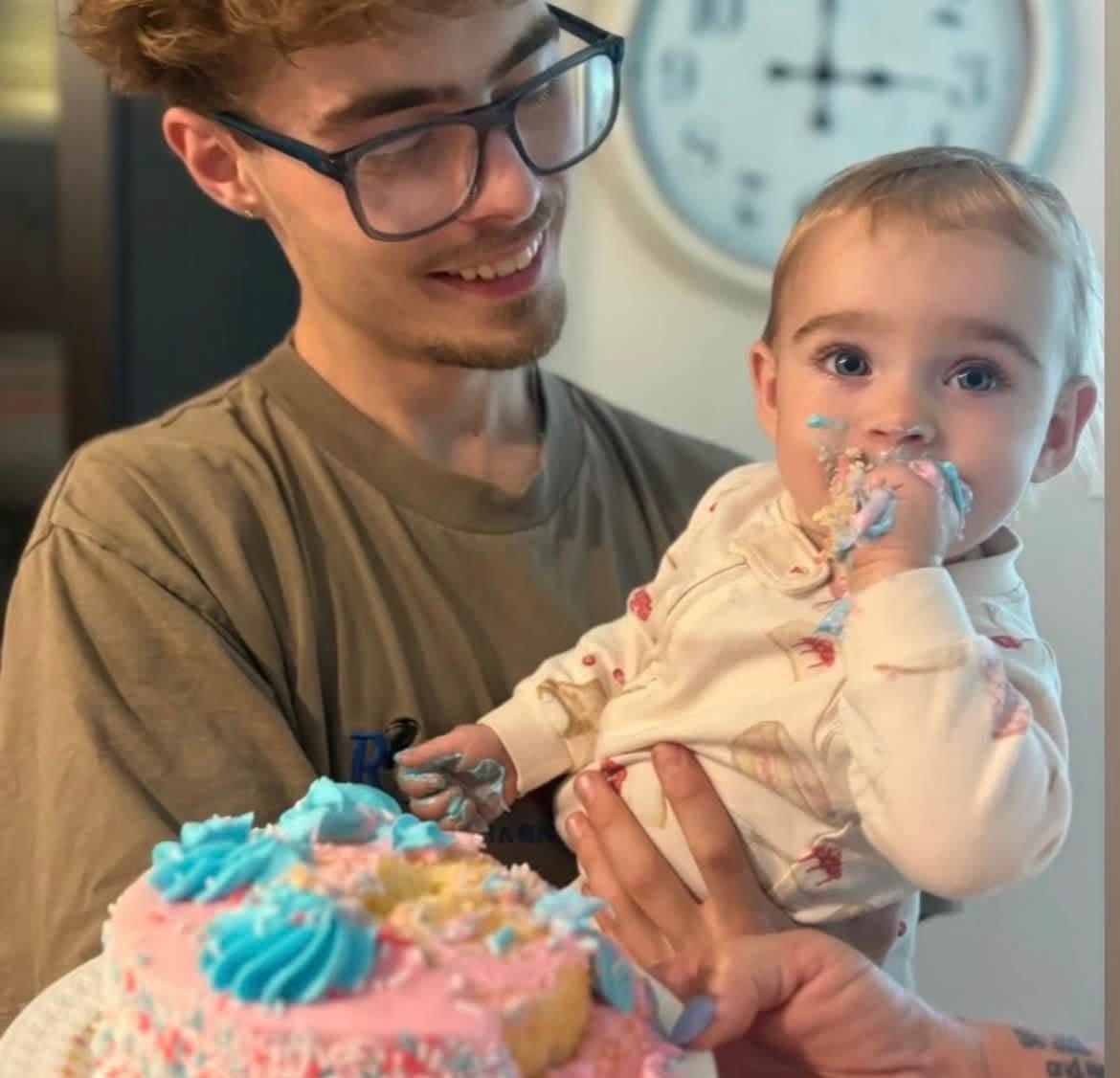 Keegan TerMolen supporting his family & Oakley Anne's Future campaign photo, 7 of 9