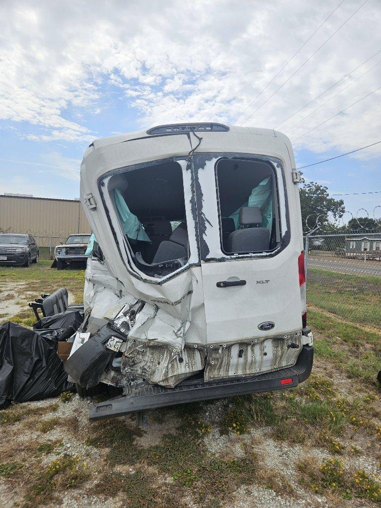 Help Author Lyndsey Lewellen Recover from Horrific Accident campaign photo, 4 of 7