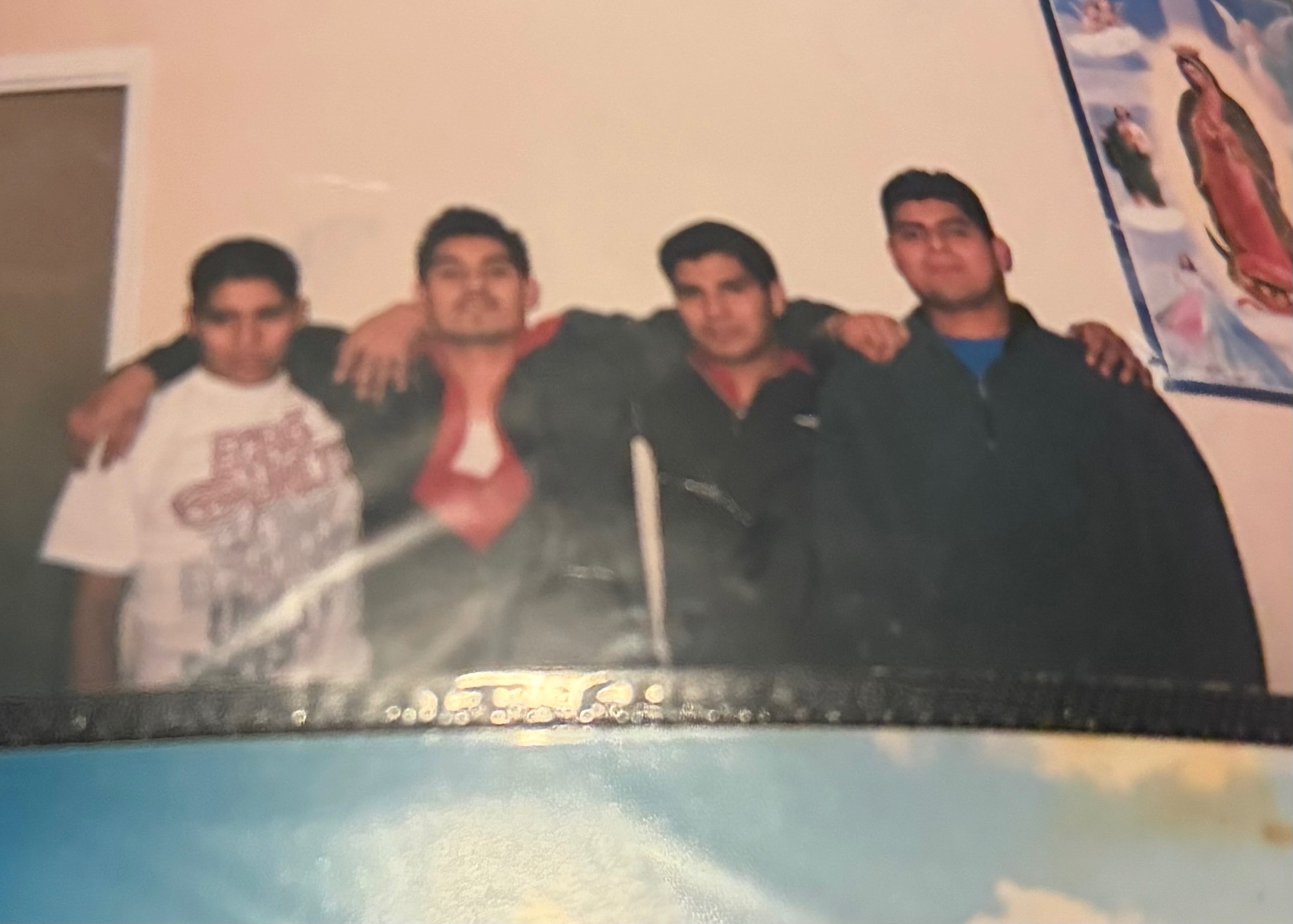 Help Enrique’s uncle Funeral Expenses campaign photo, 5 of 13