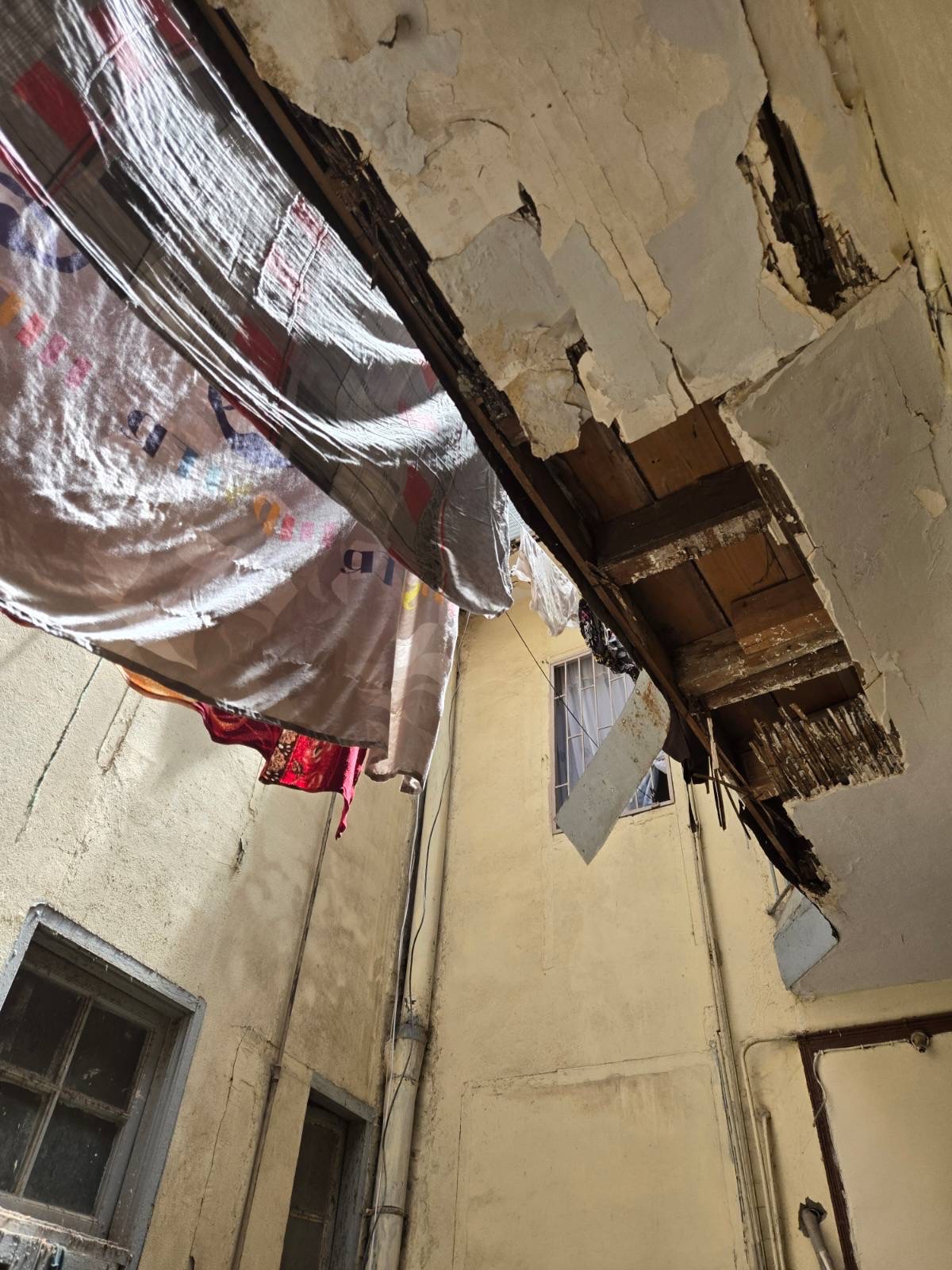 Emergency: Rescue My Family From a Collapsing Home campaign photo, 10 of 11