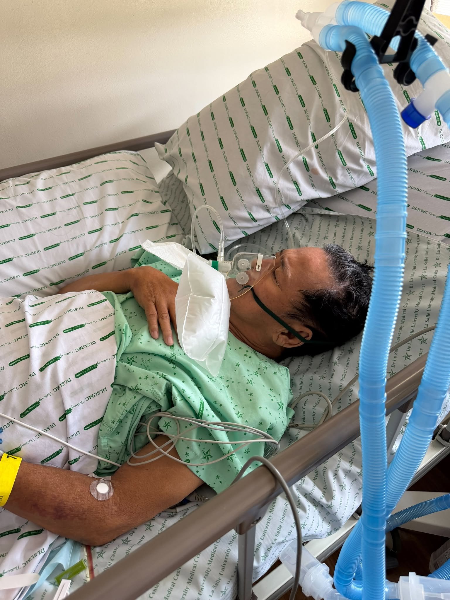 A Miracle in Progress: Help Reynaldo Recover & Pay Hospital campaign photo, 2 of 8