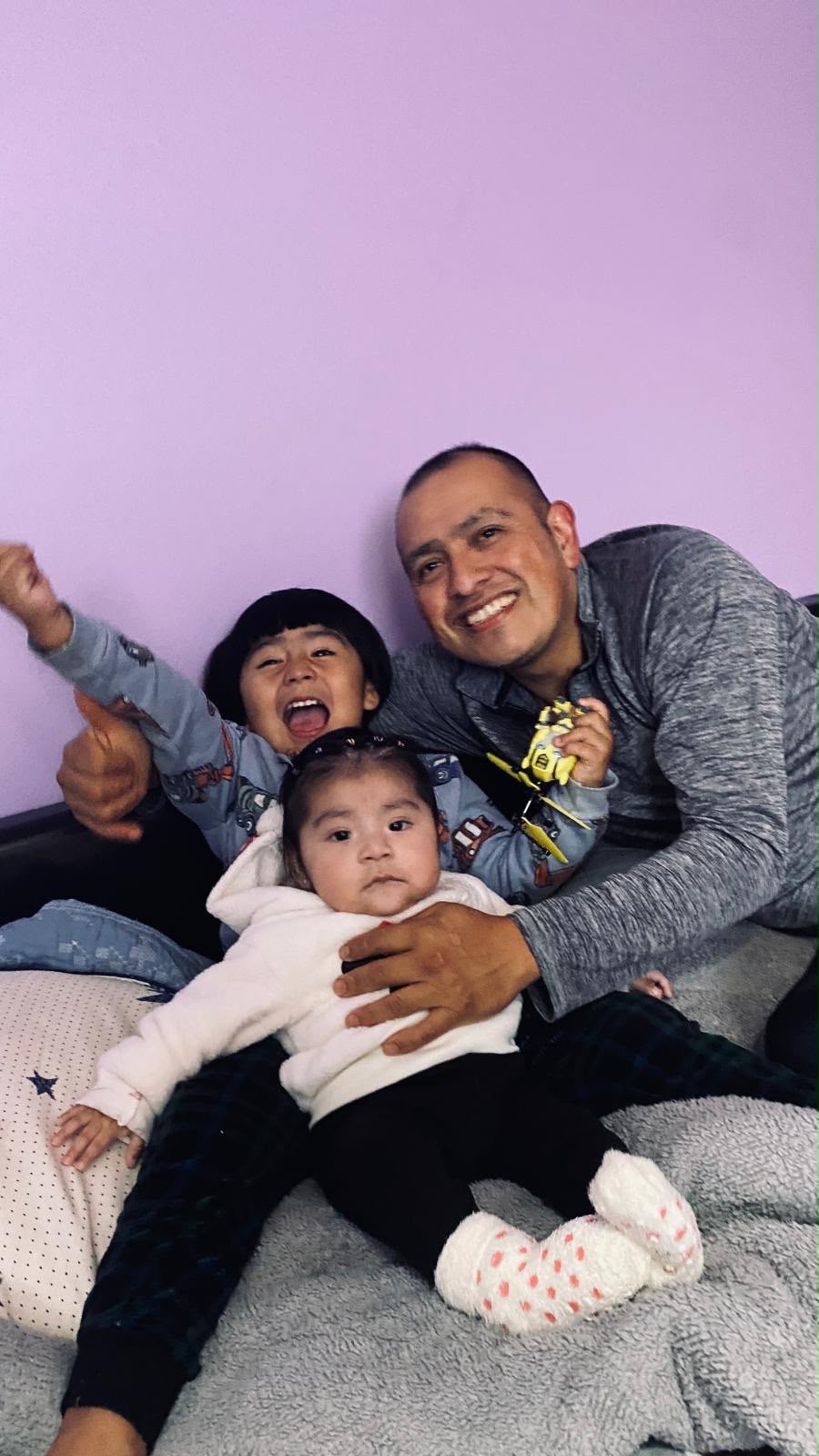 Reunite Lizandro with his kids after ICE arrest campaign photo, 5 of 6