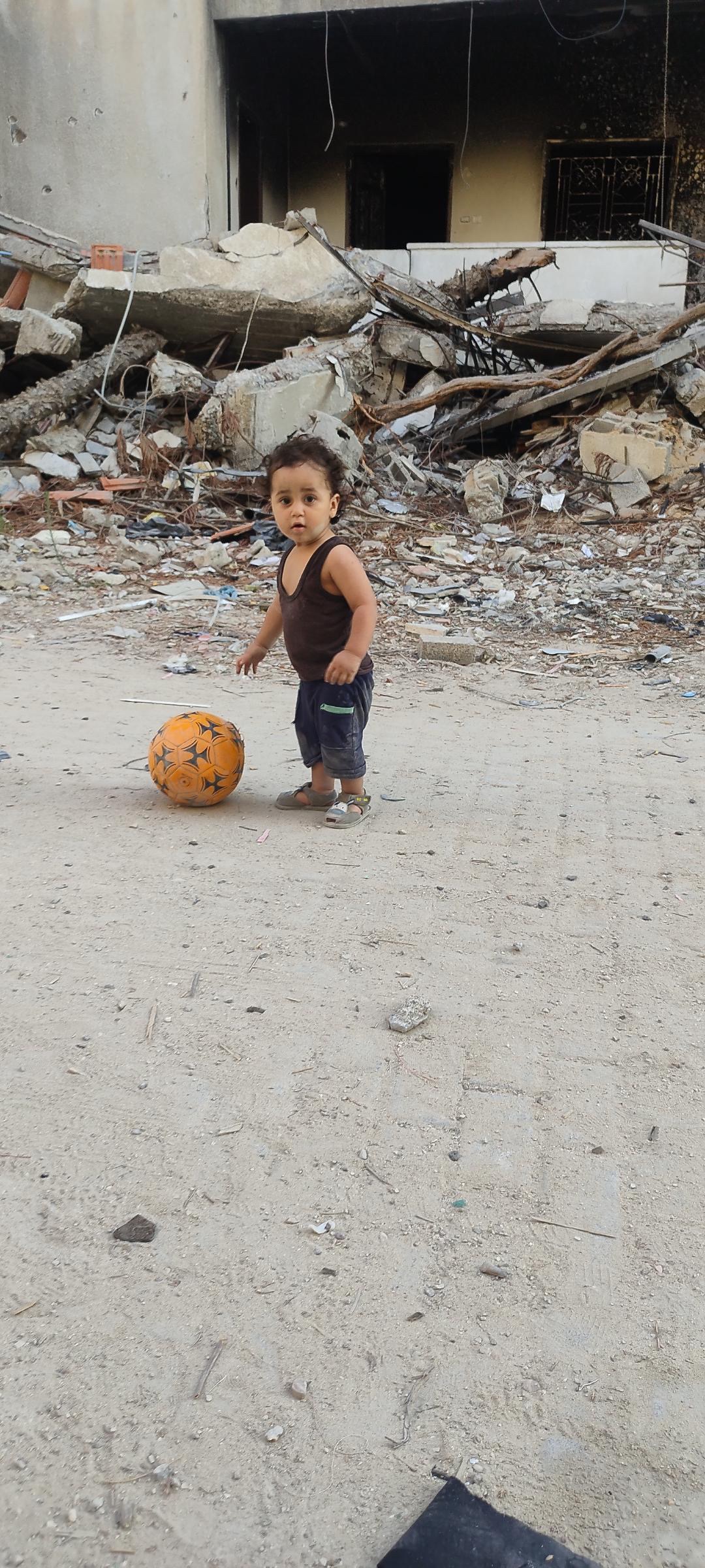 Help Ayat and Her Three Young Children Rebuild Their Lives campaign photo, 2 of 7