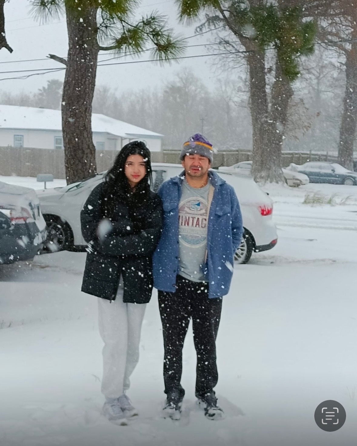 Donate to Bring Juan Carlos and Gloria Home campaign photo, 2 of 9