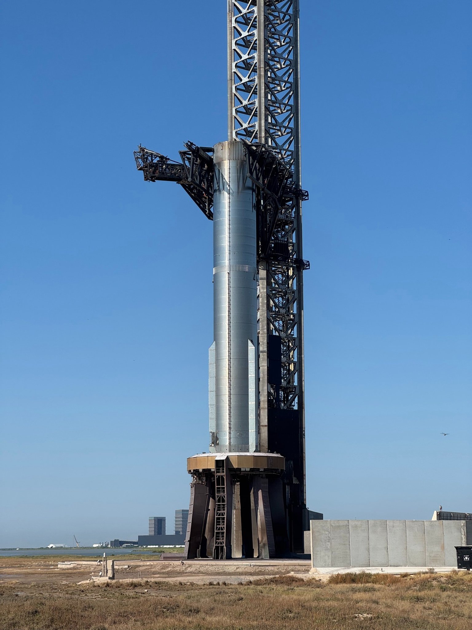 Our baby's first Starship launch (from the inside) campaign photo, 7 of 8