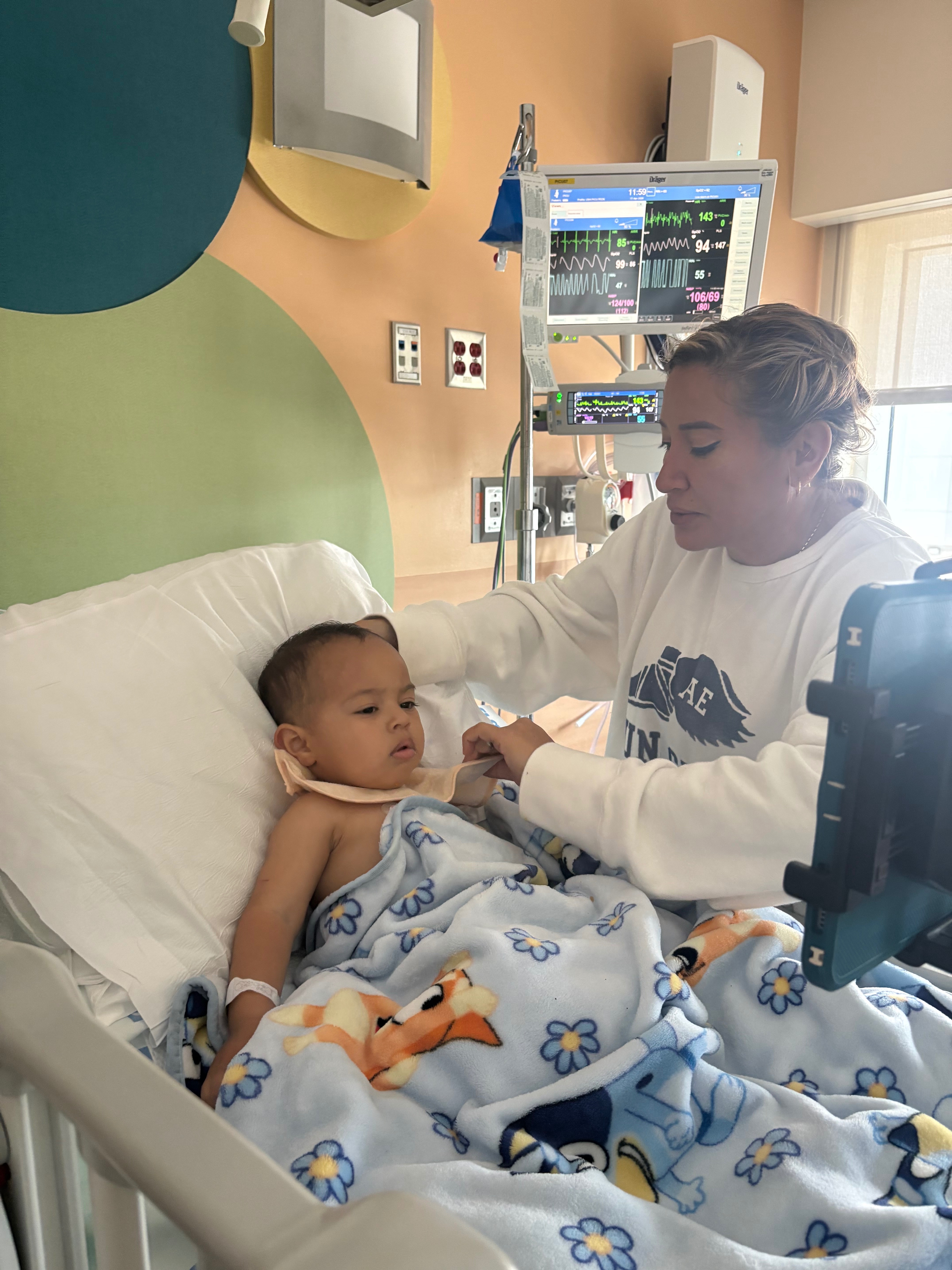 Help Baby Eber after both his parents were deported by ICE campaign photo, 6 of 7