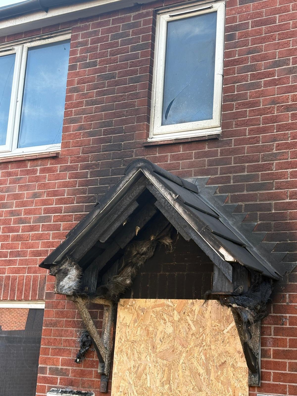 Support Emily to rebuild after a devastating house fire campaign photo, 4 of 12