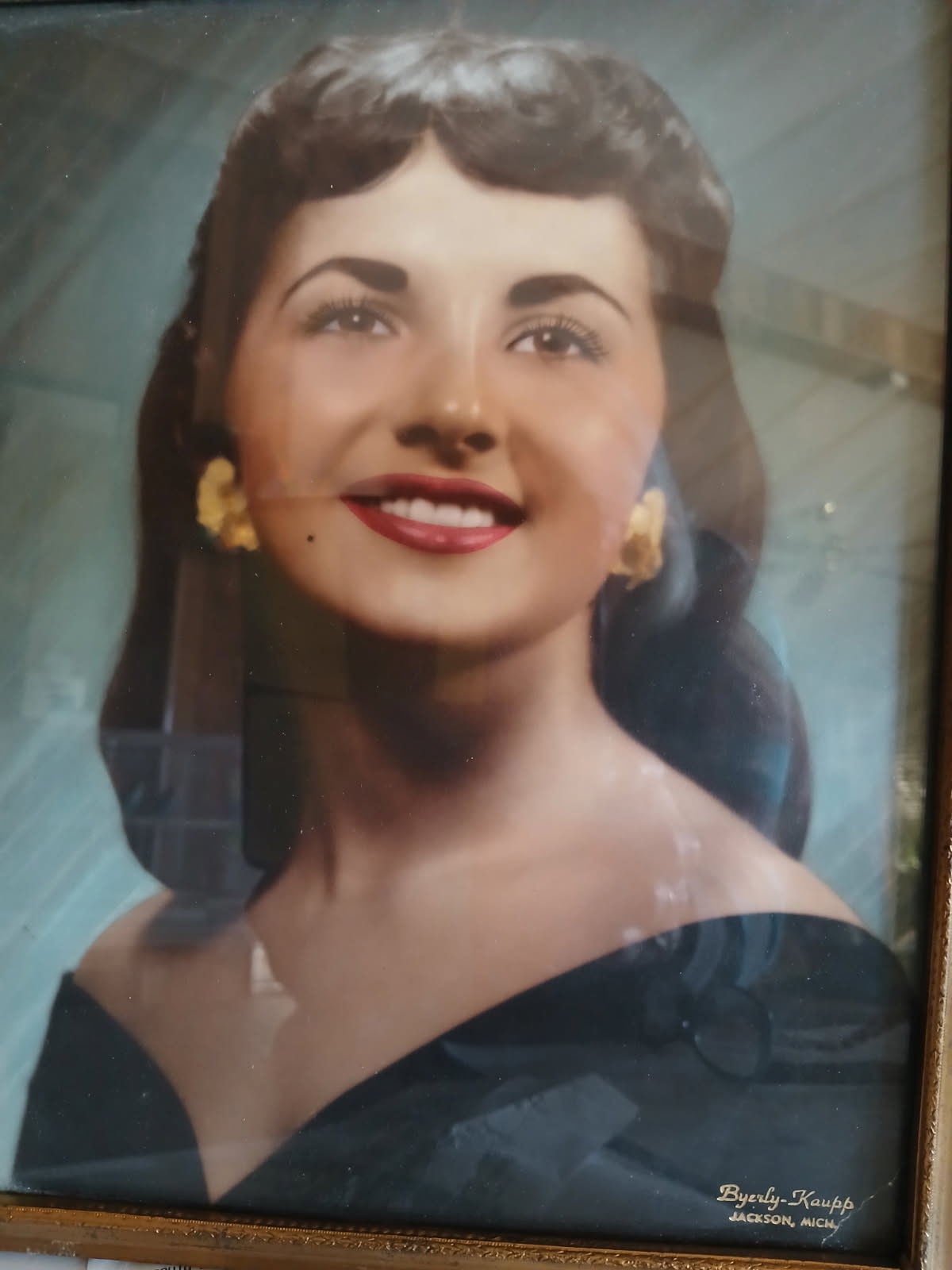 Honoring the Life of Mary Lu 'Meeka' Wear campaign photo, 5 of 6
