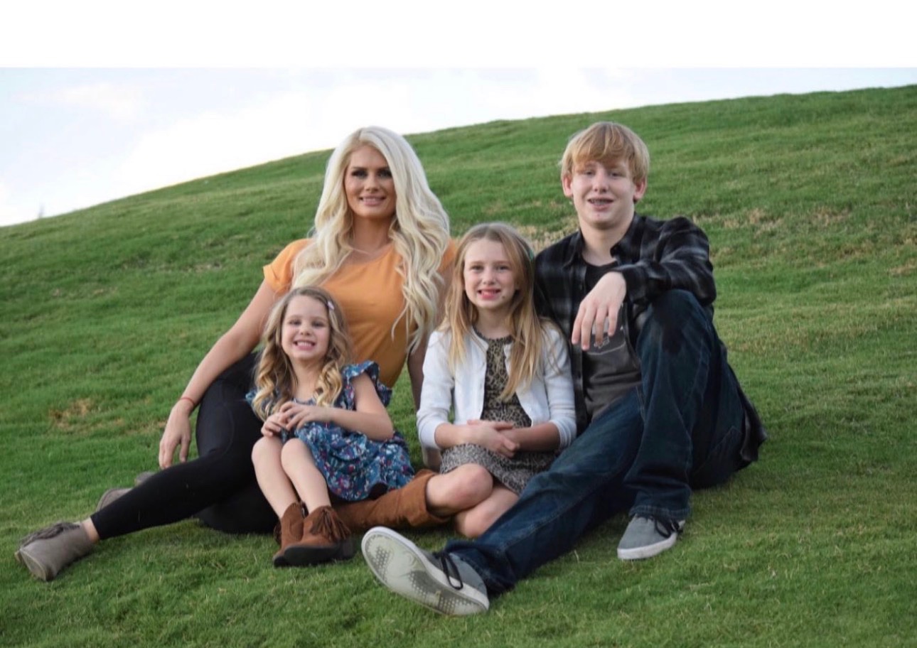In Loving Memory of Nichole Marie Klunker campaign photo, 2 of 6