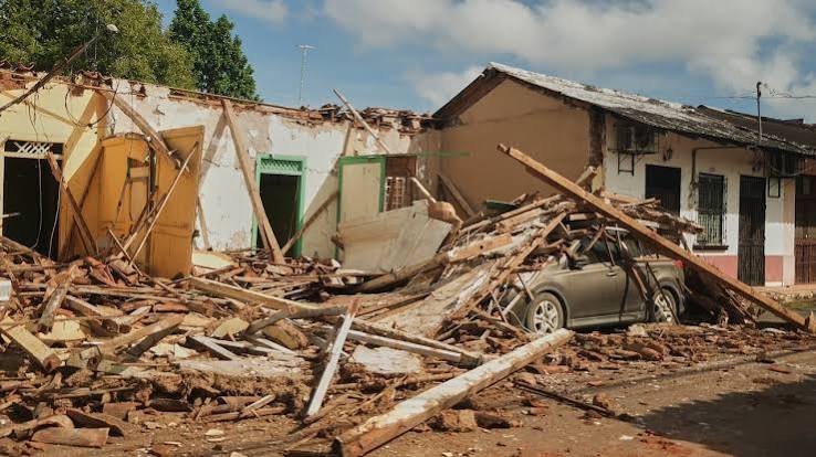 United for Panama: Instant Earthquake Relief Efforts campaign photo, 5 of 8
