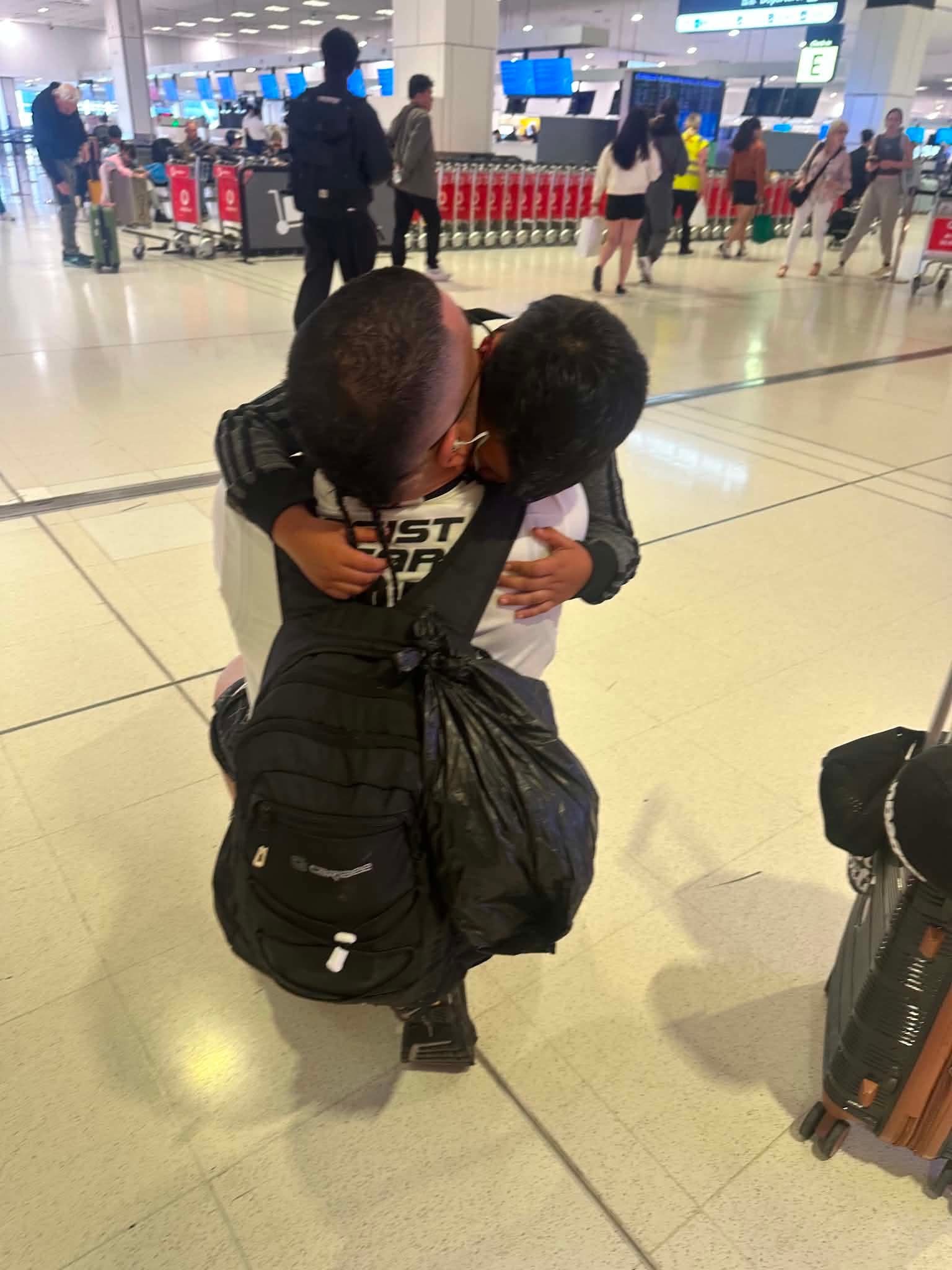 Aussie dad stabbed overseas—help bring him home campaign photo, 4 of 5