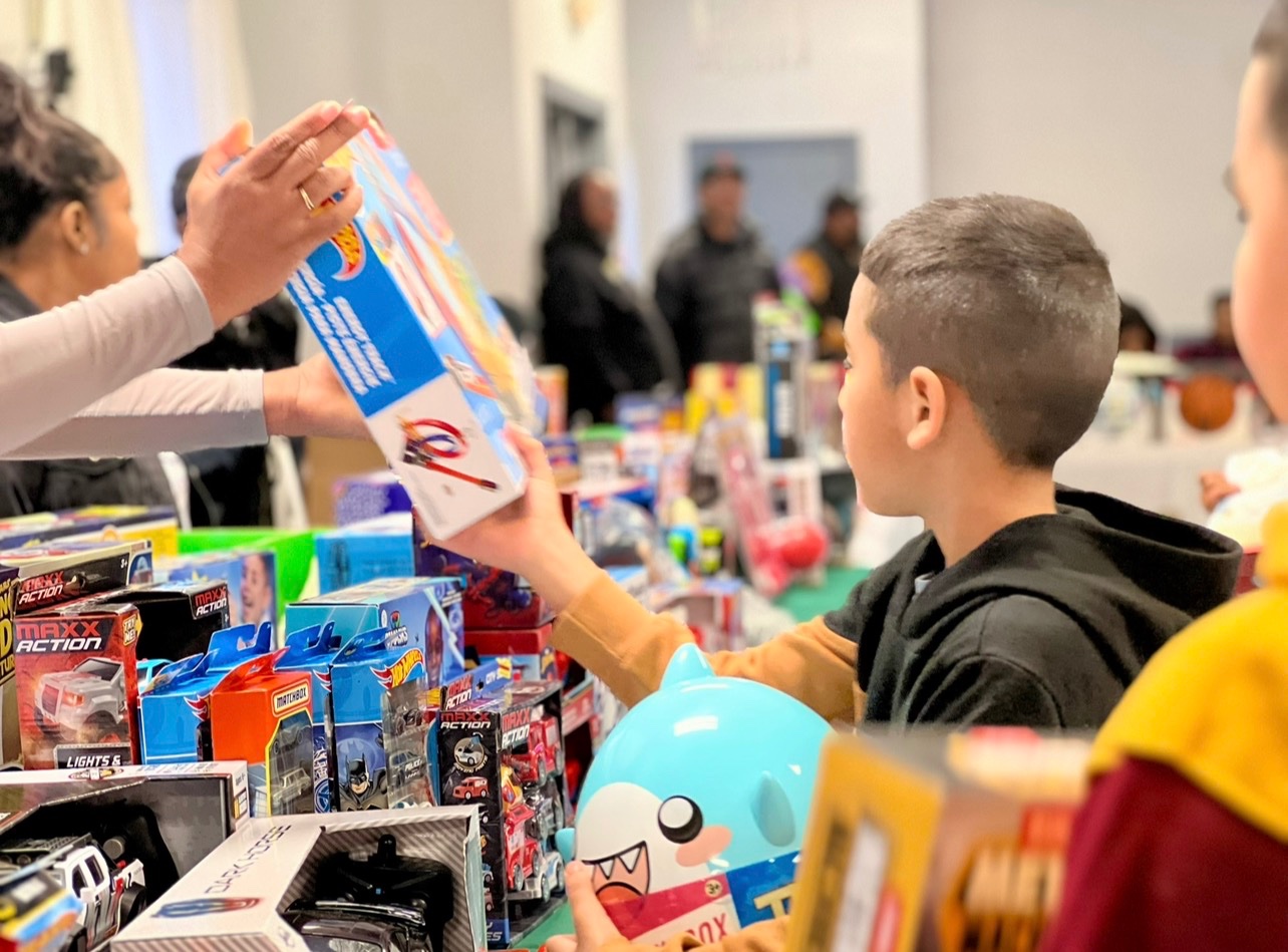 RVA KIDS: Christmas Toy Drive campaign photo, 5 of 7