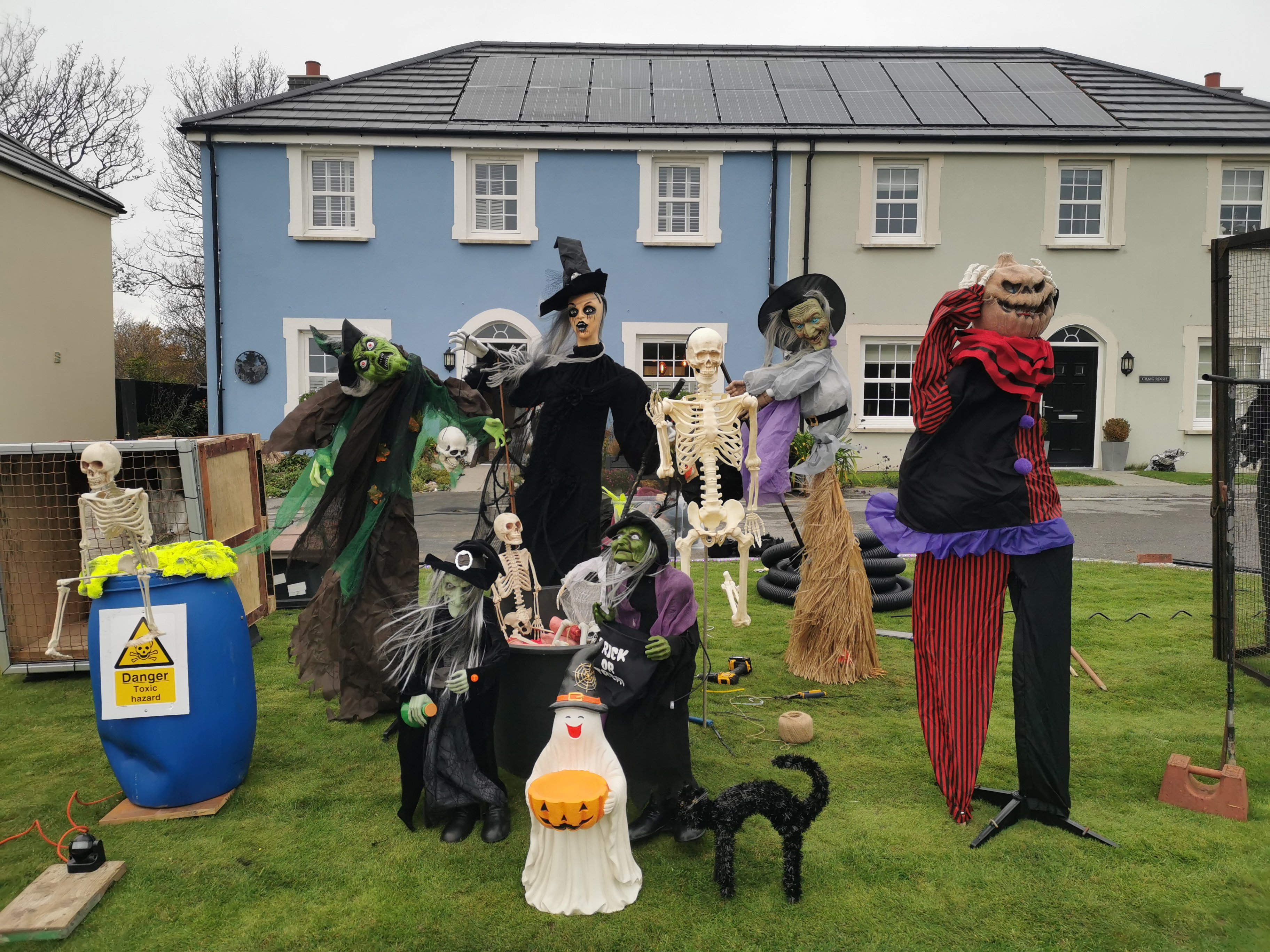 Steve's Halloween Spooktaculor Garden Display campaign photo, 4 of 7
