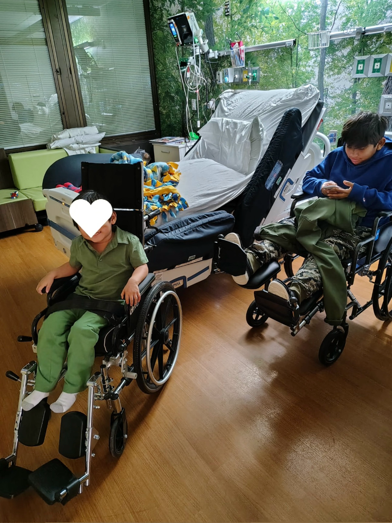 Care for Jose’s Family After the Accident campaign photo, 4 of 5
