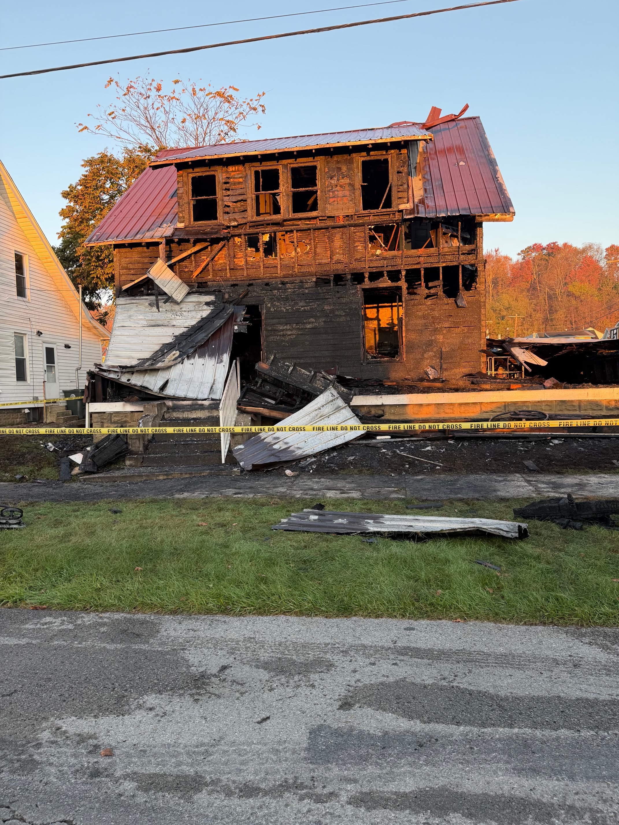 Help Gabi & Her Children Rebuild After Devastating Fire campaign photo, 2 of 8