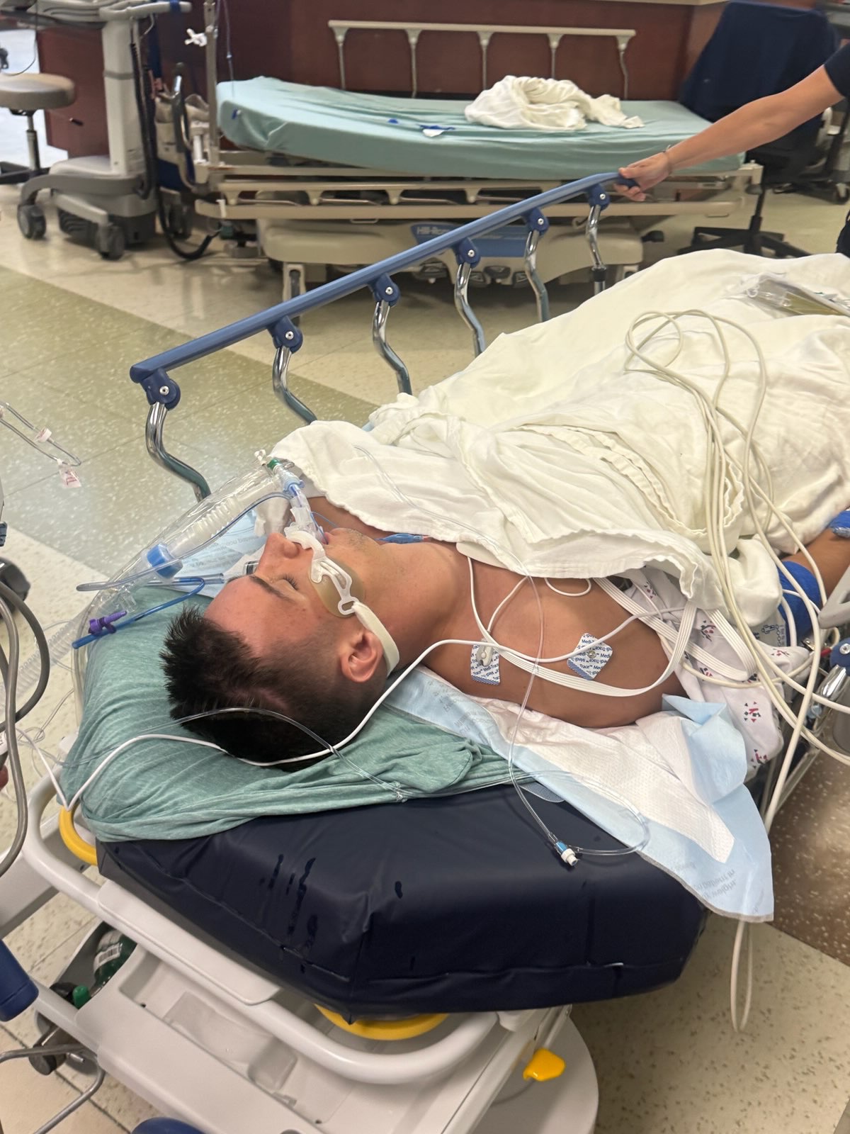 Help 20-Year-Old Erik Recover campaign photo, 6 of 7