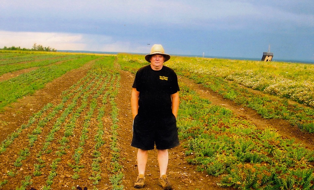 Fundraiser by Anita Dyrbye Save a organic herb farmer