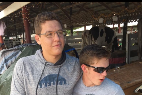 Cameron Scarberry fund photo