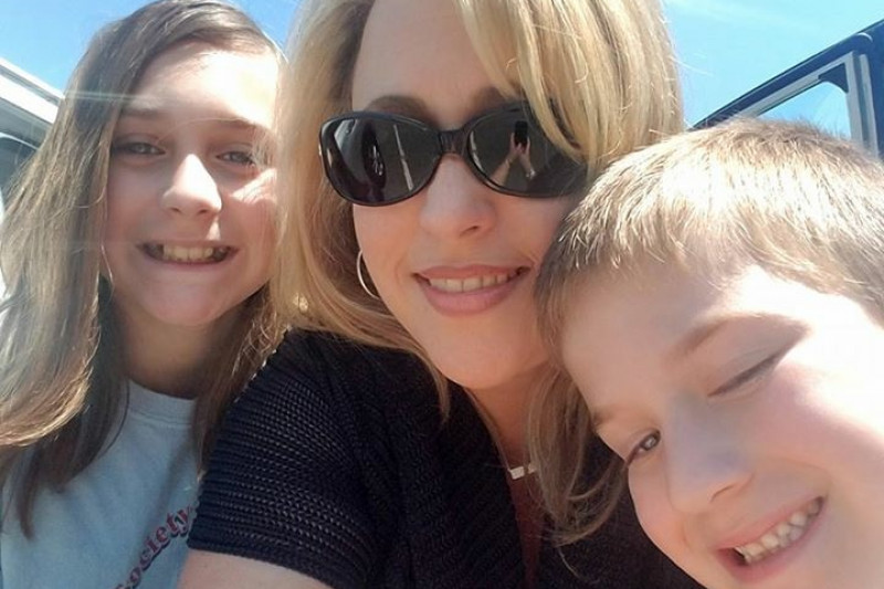 Fundraiser for Jill Yanni by Valerie Stellate Luisi : Single Mom