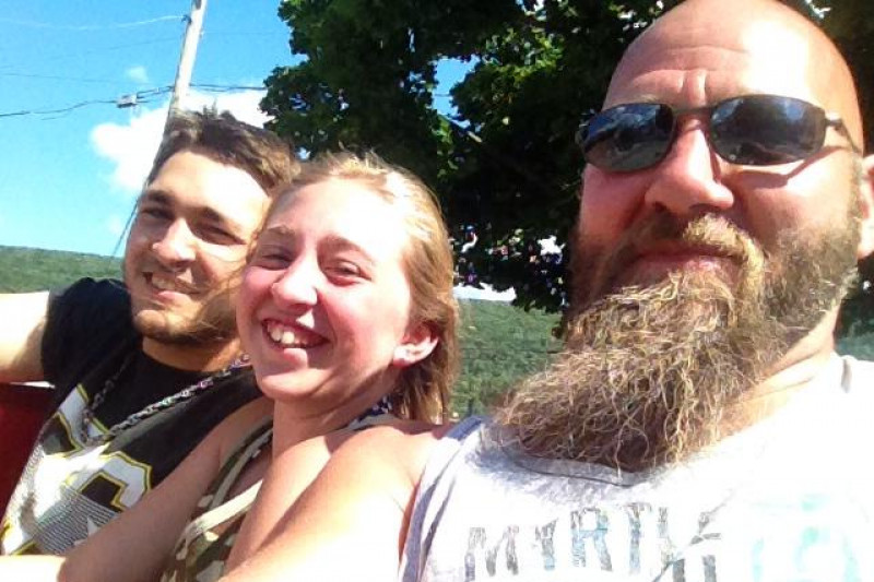 Fundraiser for Shad Guyer by Carissa Guyer My Uncle's house caught on