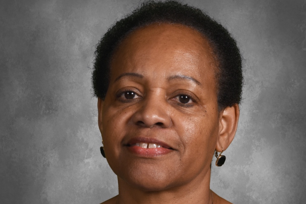 Mrs. Hacker Fundraiser by Mike E. Taylor : Mrs. Hack Support