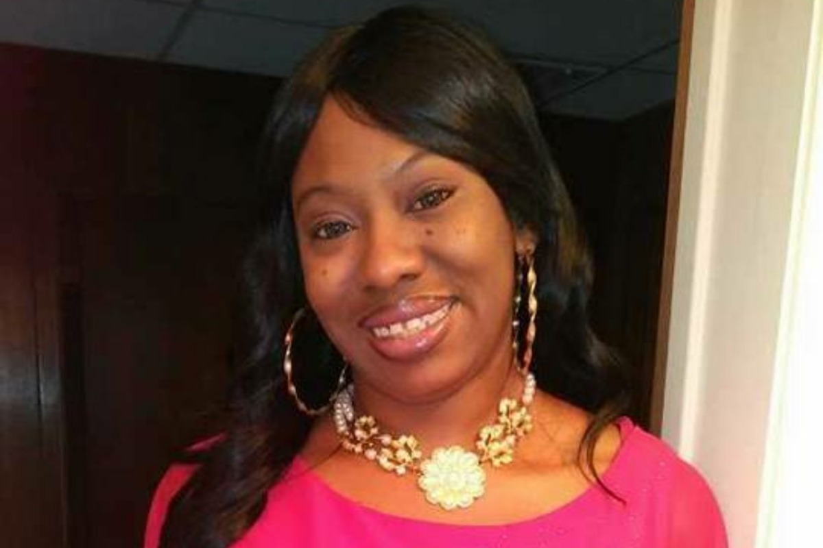 Fundraiser for Alma Smithwick by Pat Farmer : Support for Alma & Family