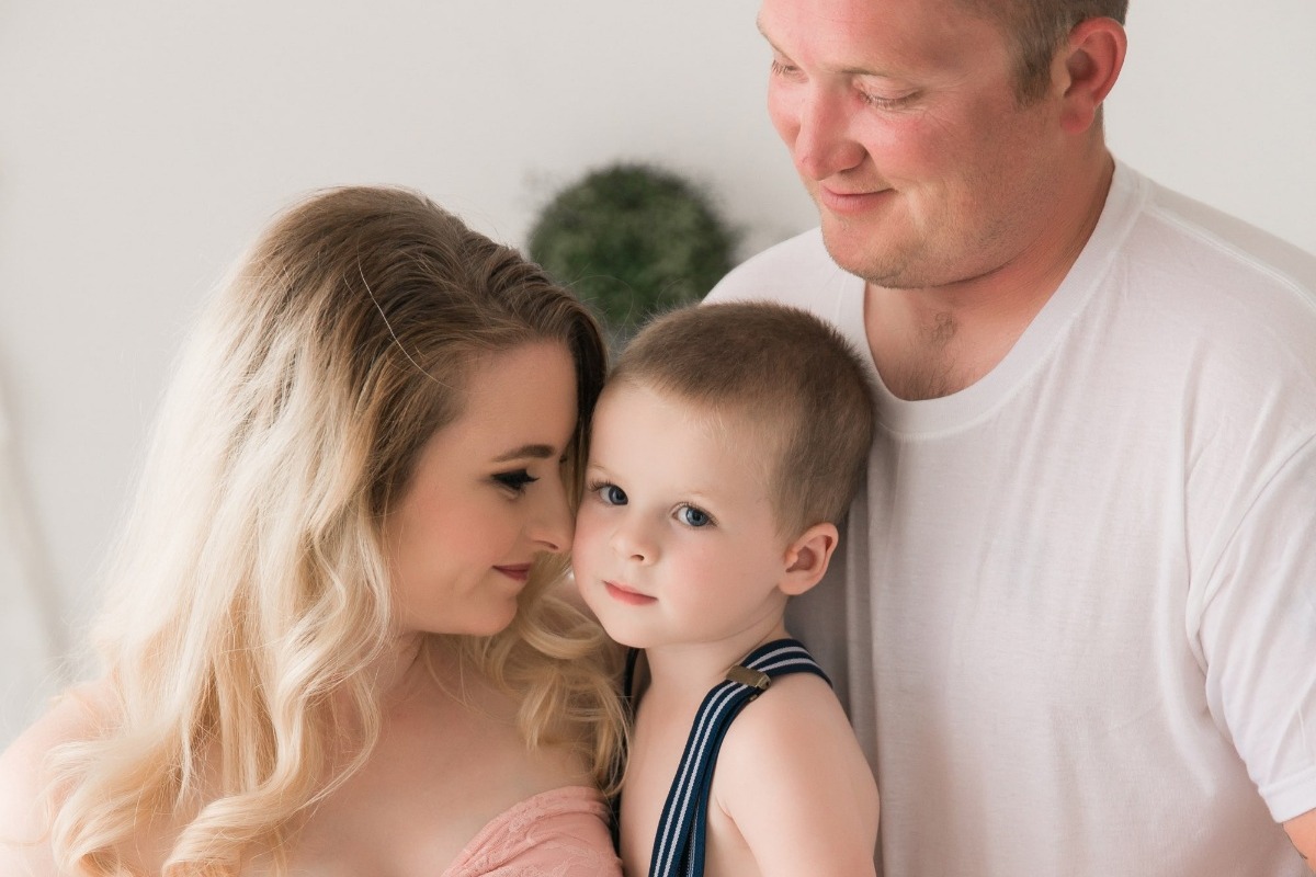 1 week old baby dies from tornado photo