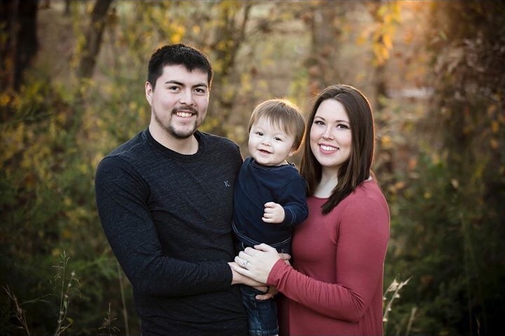 Help for the Rosales family photo
