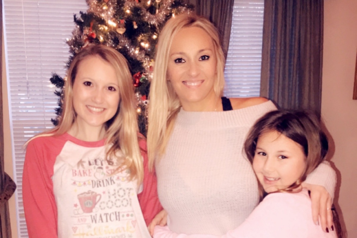 Help Katie - single mom needs surgery photo