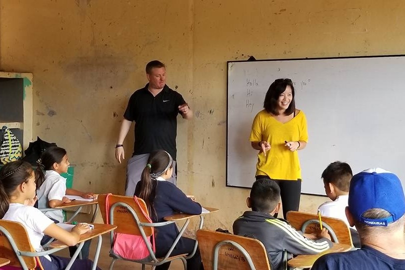 37393112_1551283880997936_r.jpeg