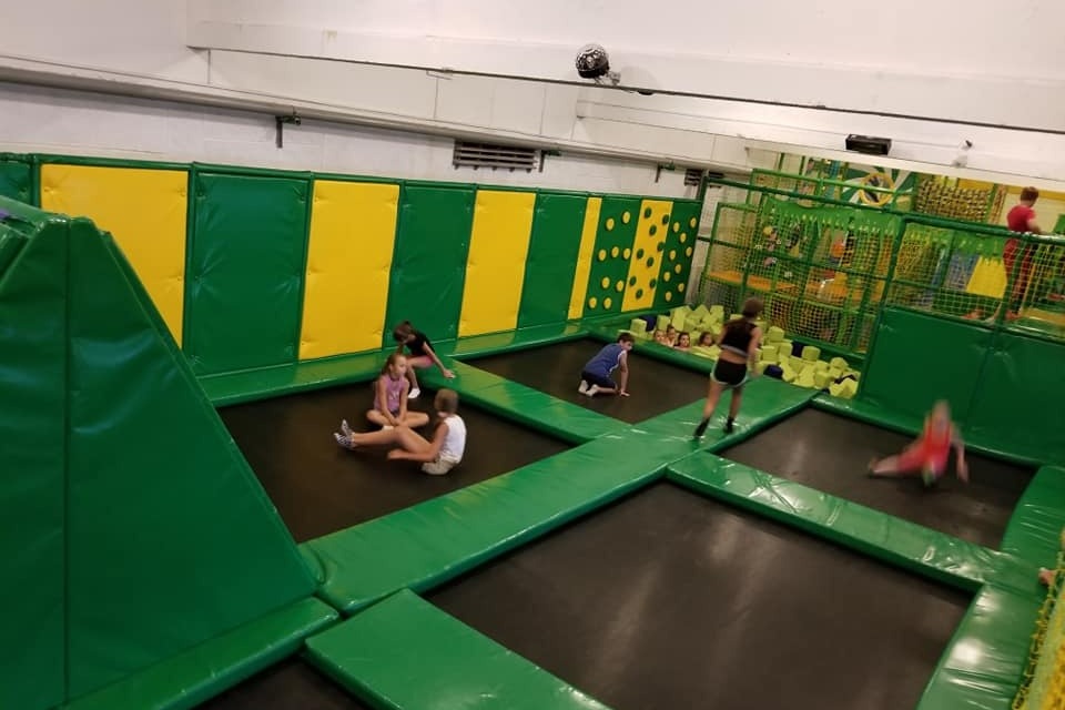 39025116_1557148362609684_r.jpeg