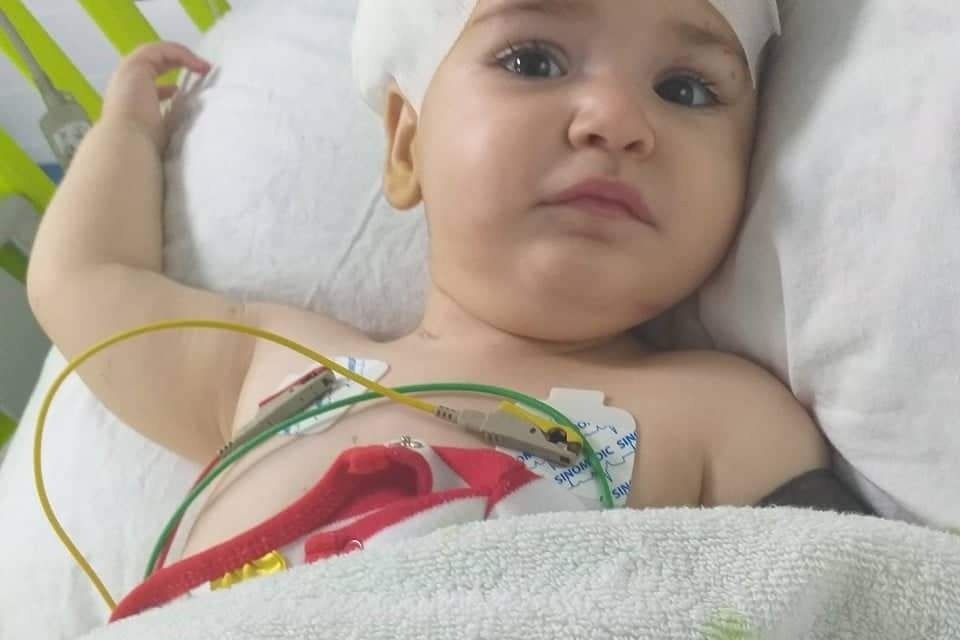 Young girl with brain cancer — pic 3