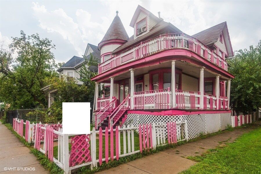 Photo Preserve the Pink and White: Rebuilding History