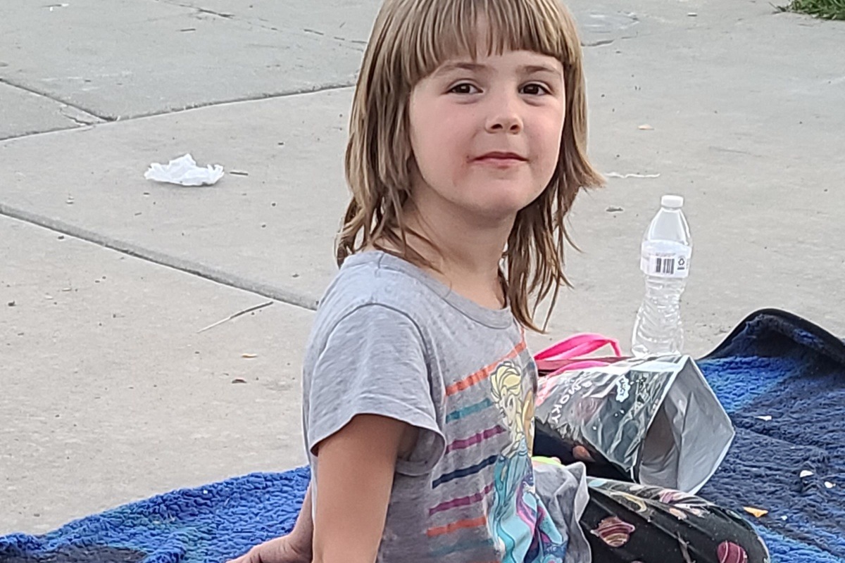 41772504_16025623377177_r.jpeg