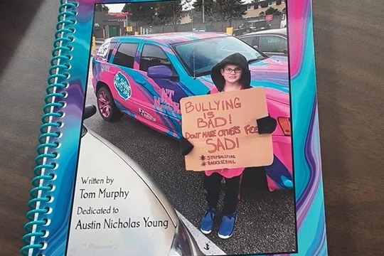 41925124_1569268921622130_r.jpeg