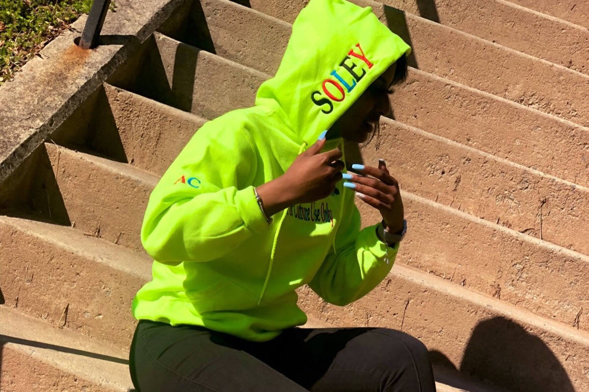 43707752_1575224179831200_r.jpeg