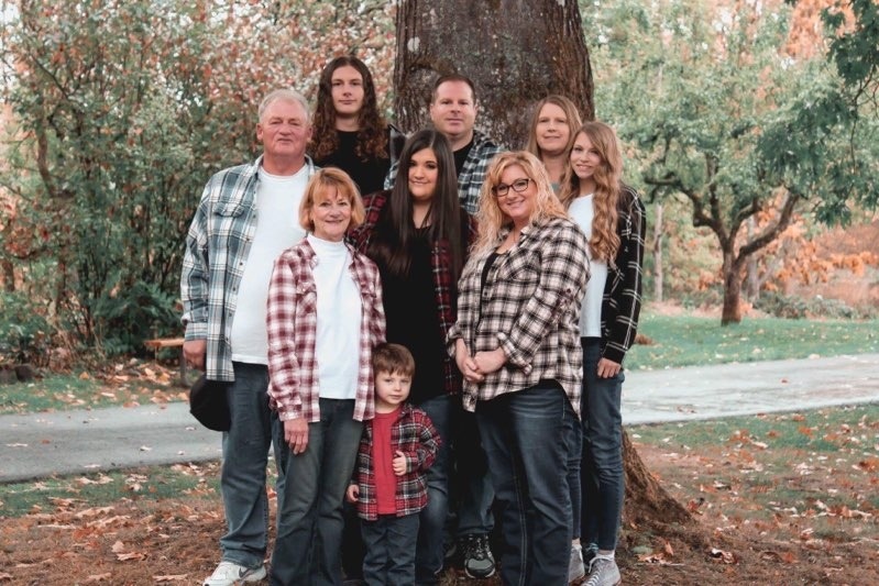 Fundraiser for Randy Nilles by Samantha Edson : Support for Vicky Sires