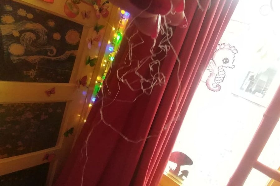 45220942_1580730426275755_r.jpeg