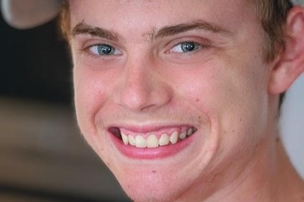 45813516_1582852509983395_r.jpeg