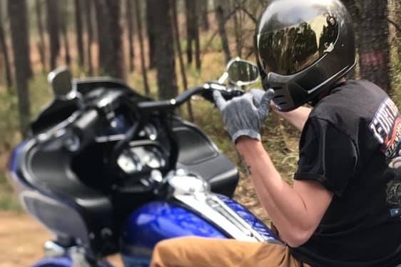 Help Support Clay Parette photo
