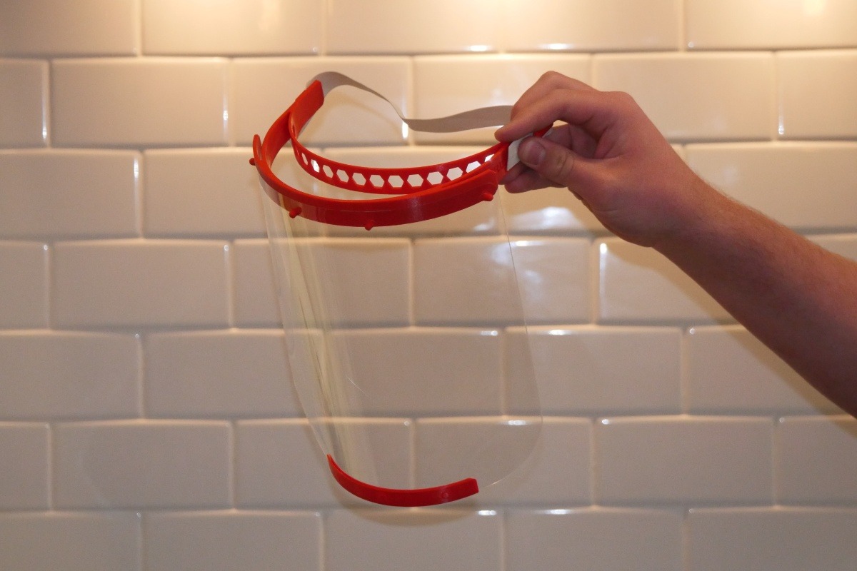 Covid-19: Face Shields for Medical Personnel photo