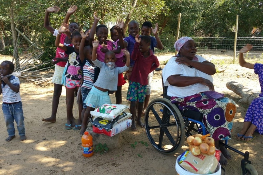 Fundraiser by Yvonne Spierenburg Buckets and Bags of Love 2020