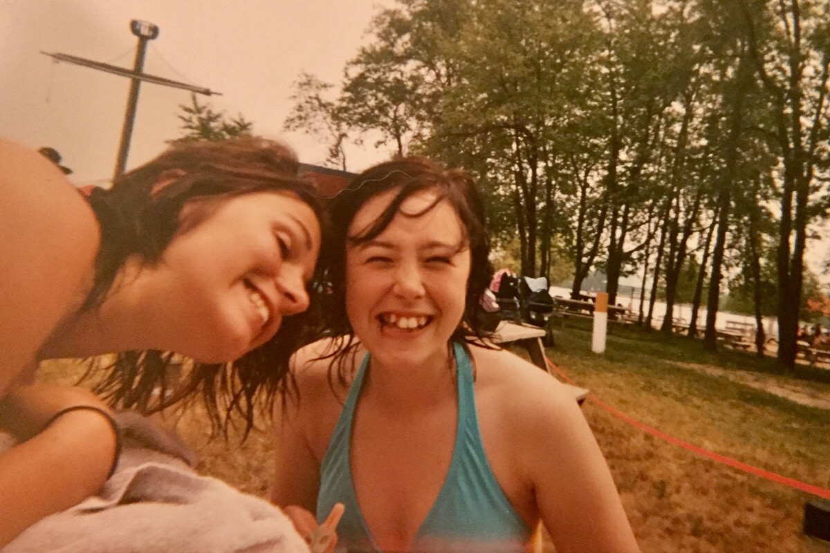 52003296_1608219958849568_r.jpeg