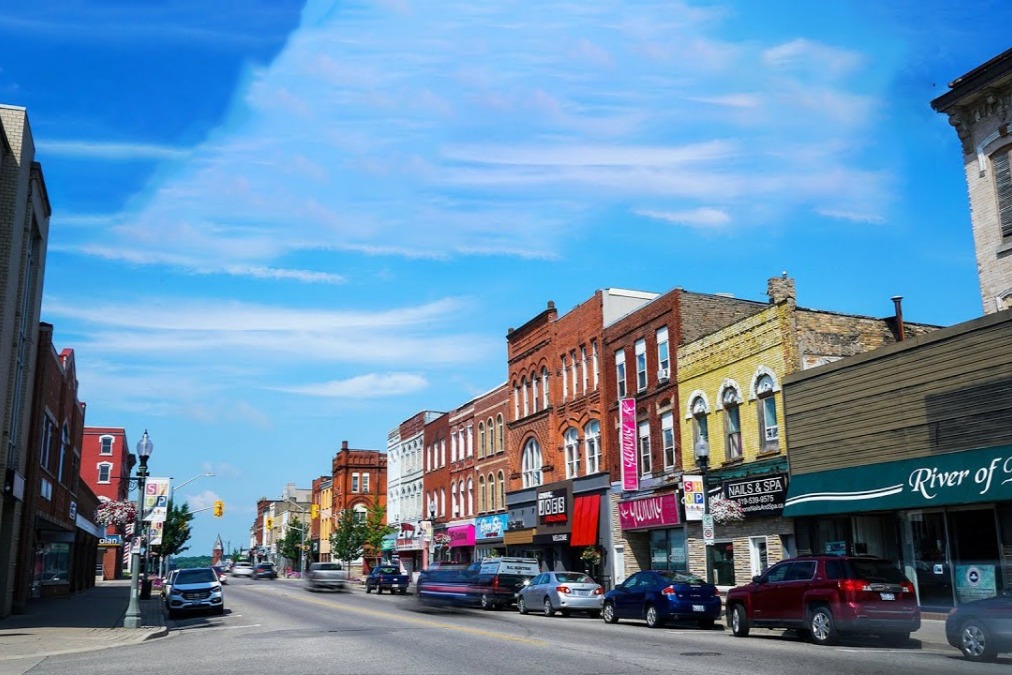 Fundraiser by Jen de Wit Support Woodstock Small Businesses