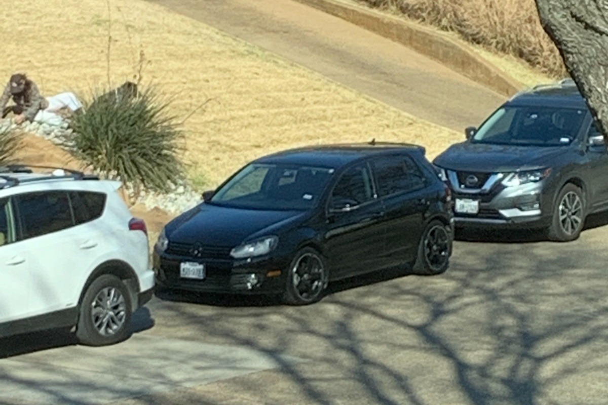 53895688_1610476133126116_r.jpeg